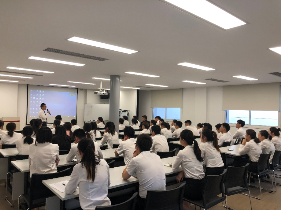 “不学礼，无以立”——杭州德奥组织开展员工商务礼仪培训